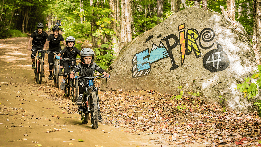 Sentiers Velo De Montagne A Vendre Ville De Quebec À 20 Minutes De